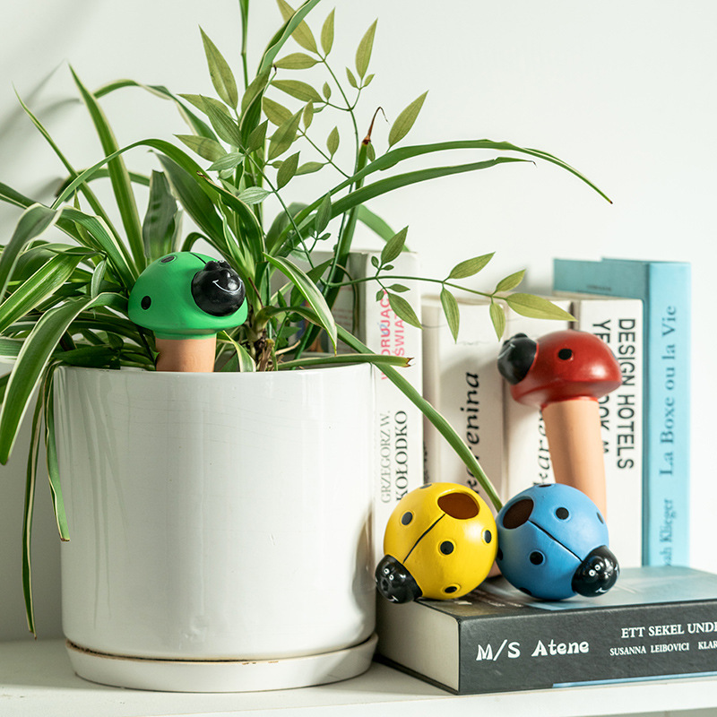 Pflanzenbewässerungsgeräte, Te – Self Watering Insert Bewertung und Preis
